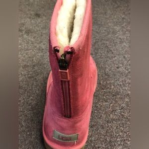 UGG boots, Never been worn, adorable, pink color, with backside zipper.